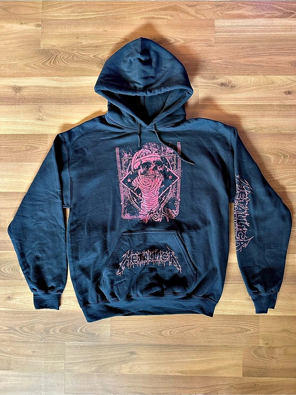 🆕 Metallica One Graphic Hoodie in Black & Red Size Medium